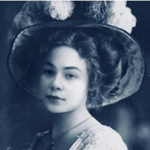 Meet your Posher, Marie